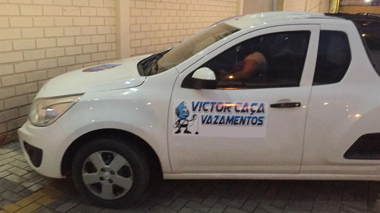Victor Caça Vazamentos - Profissional